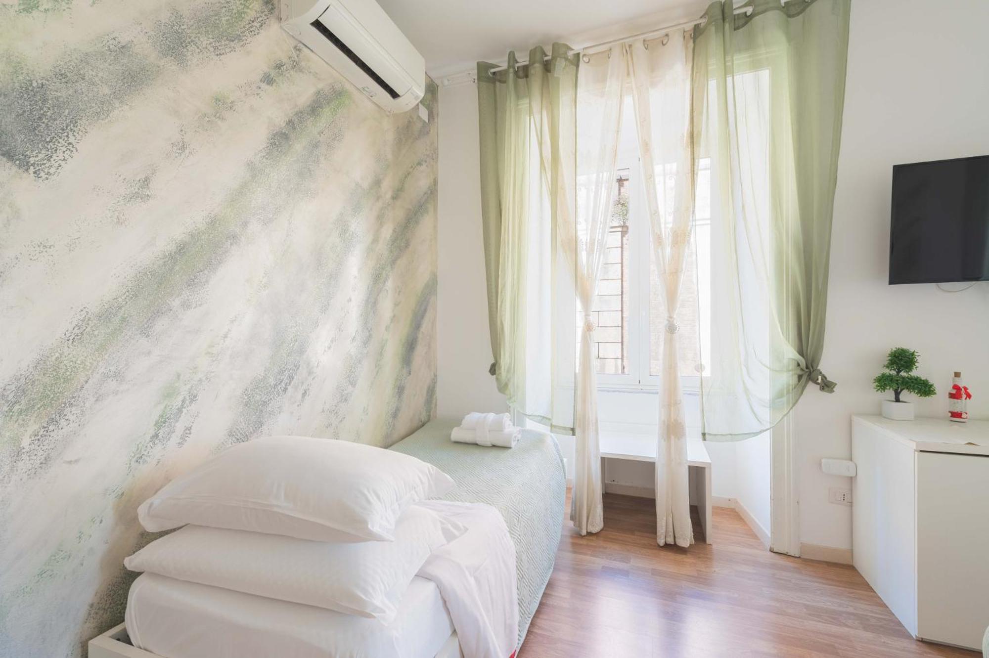Rione Monti Suites Рим Екстериор снимка
