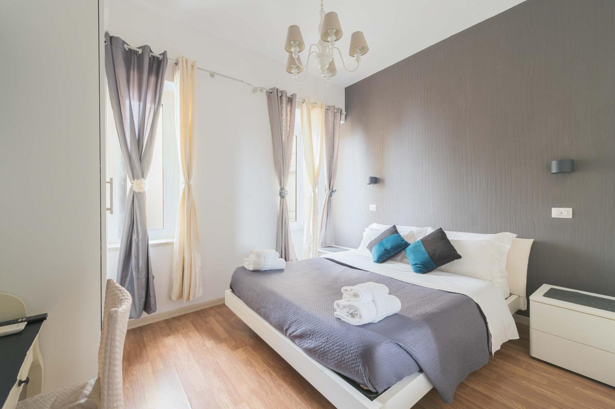 Rione Monti Suites Рим Екстериор снимка