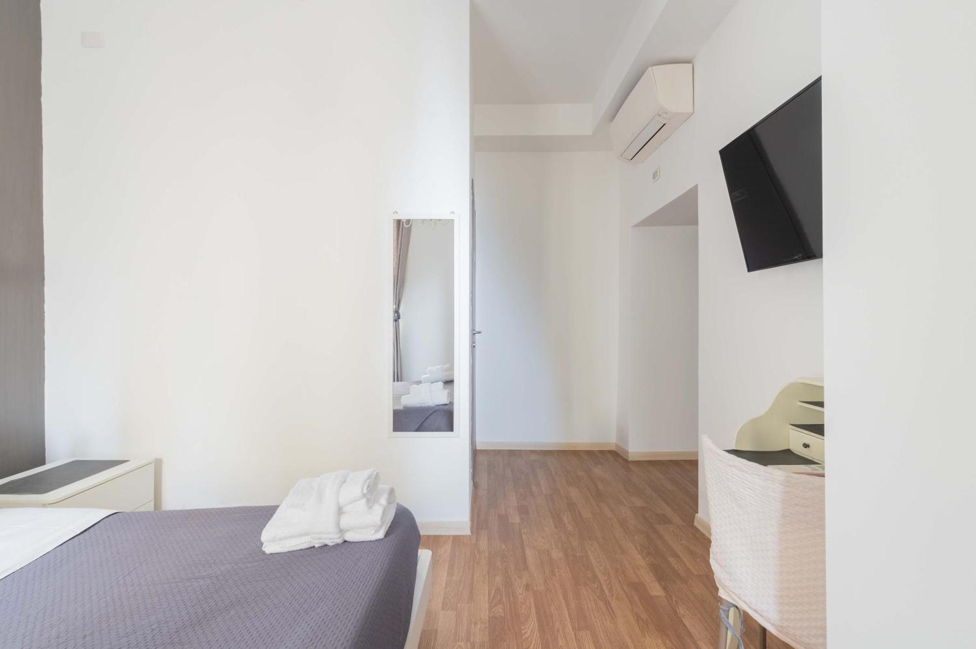 Rione Monti Suites Рим Екстериор снимка