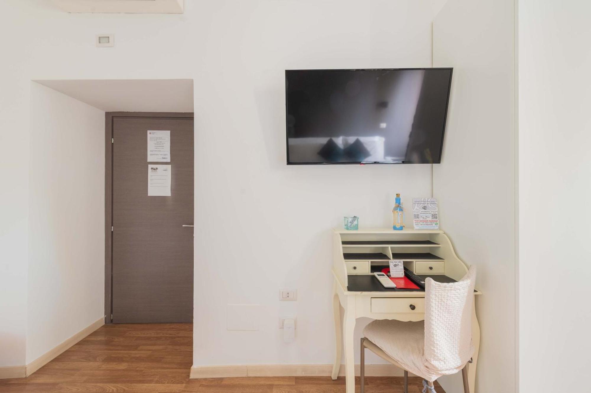 Rione Monti Suites Рим Екстериор снимка